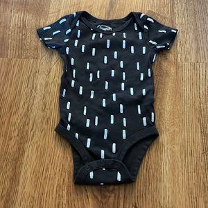 10/$10 Lamaze Organic Cotton Dark Gray Bodysuit 9m